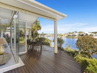6 Masthead Quay, Noosa Waters