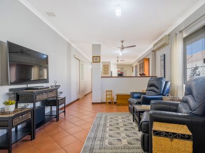 19 Estcourt Road, Redcliffe