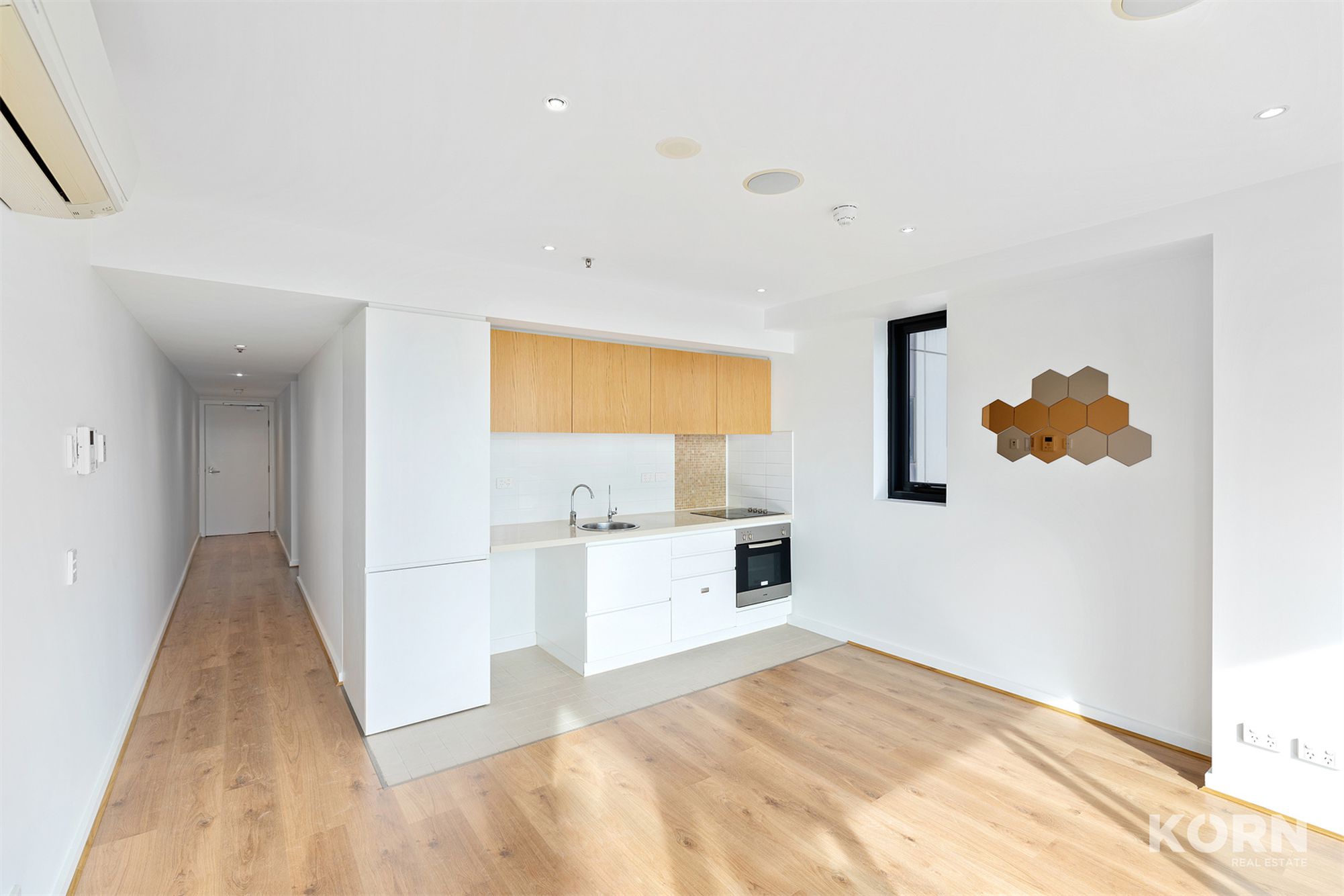 1101 / 10 Balfours Way, Adelaide