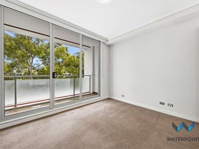304 / 6  Avenue Of Oceania , Newington