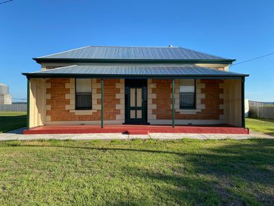 436 LANGE ROAD, Yahl