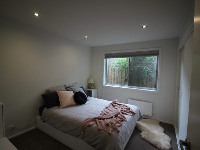 2 / 12 Herne Street, Manifold Heights