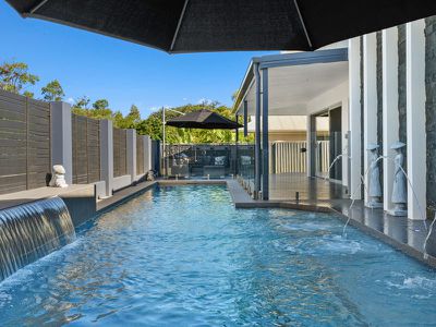 27 Greendragon Crescent, Upper Coomera