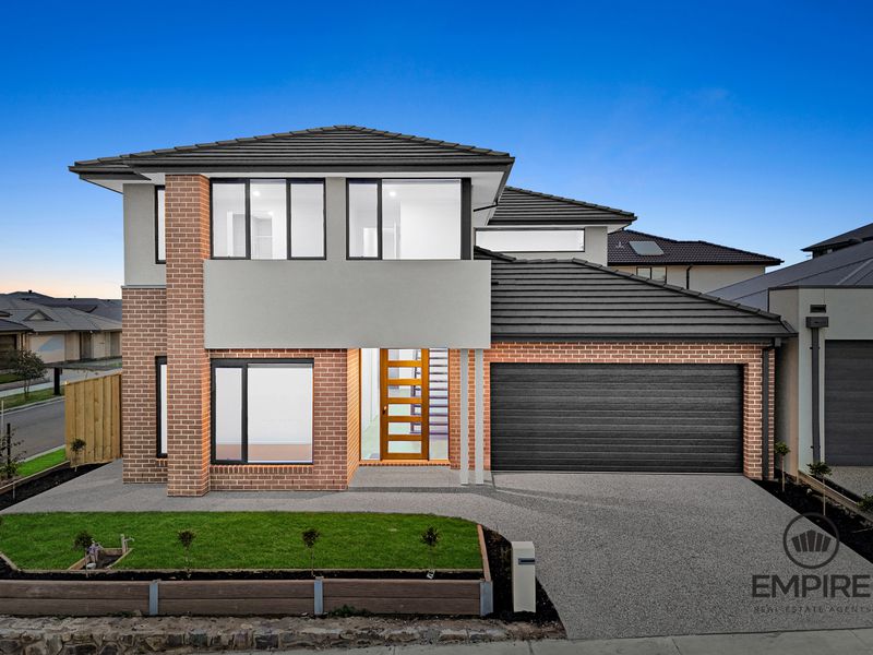 100 Clara Drive, Clyde North