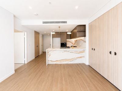 2Bed / 28 Mindarie St, Lane Cove North