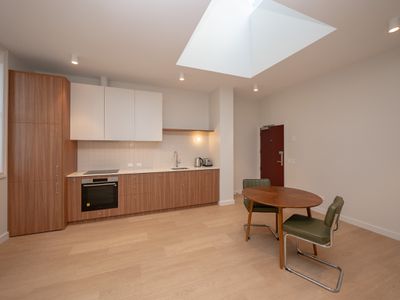 492 Moray Place, City Centre