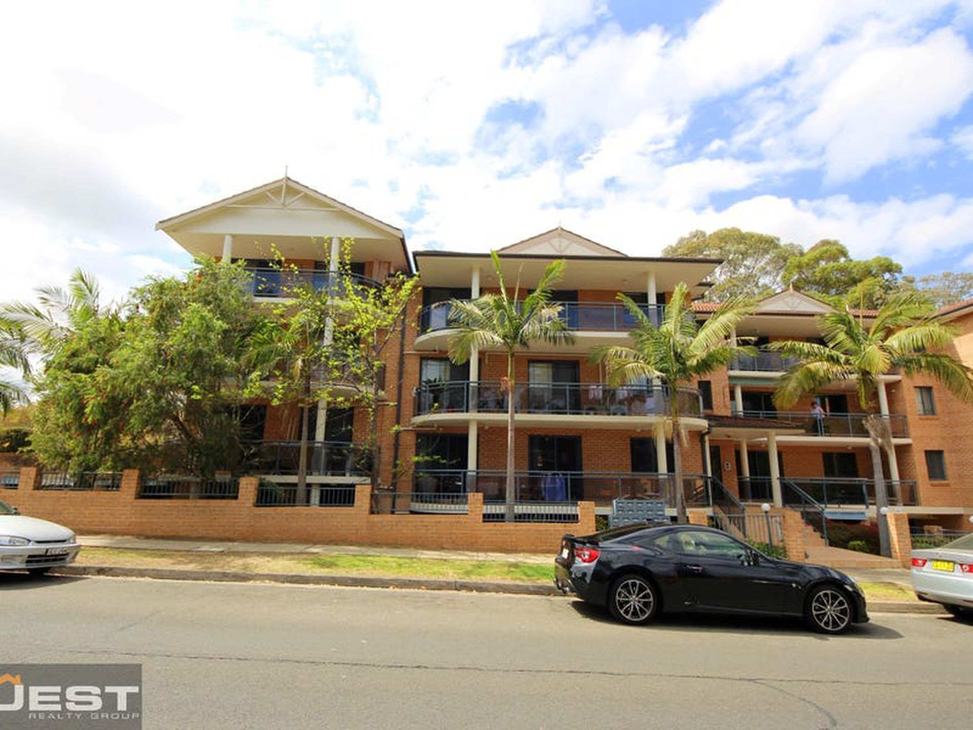 18 / 37-43 Sir Joseph Banks Street, Bankstown