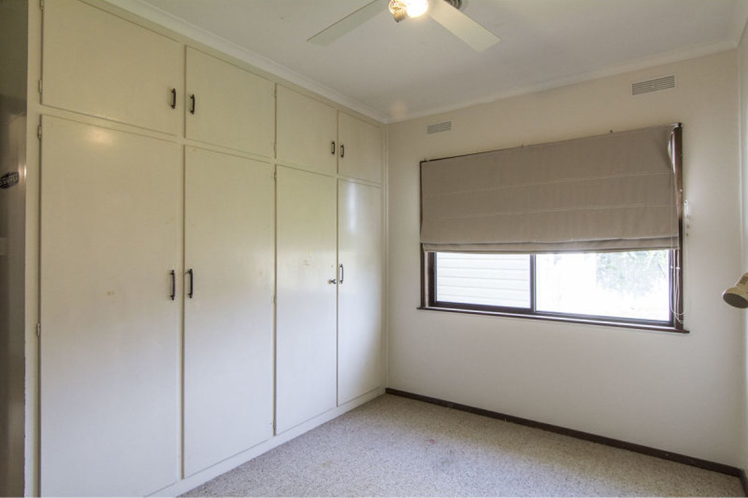 9 Queen Street, Horsham