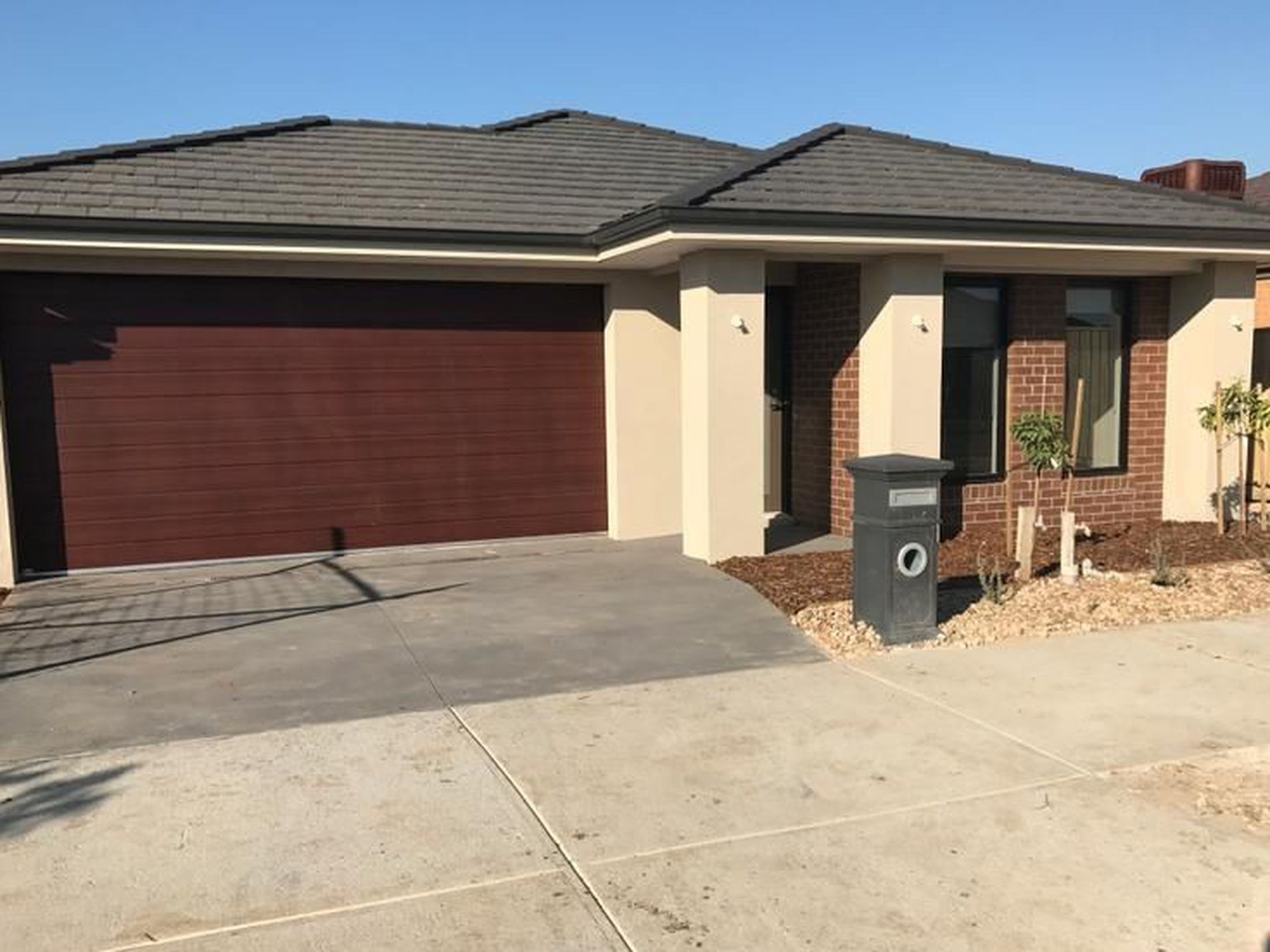 13 Adelong Street, Werribee