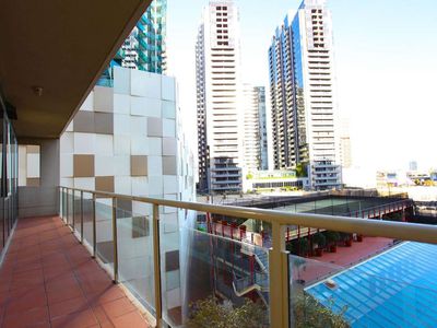 606 / 83 Queens Bridge Street, Southbank