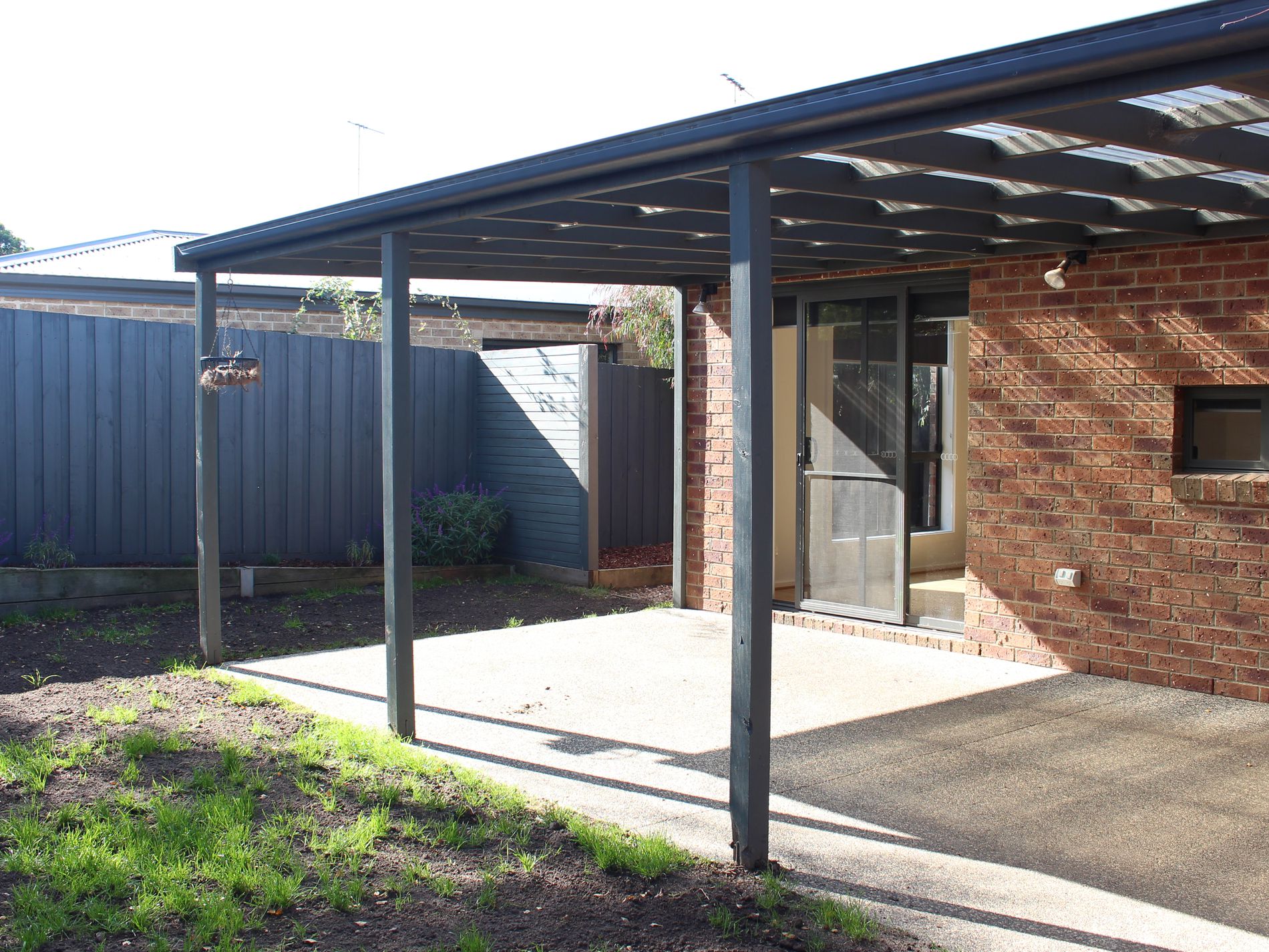 4 Hazelwood Crescent, Leopold