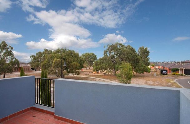 20 Lambie Way, Roxburgh Park