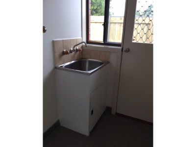 1 / 2 Wilson Crescent, Hoppers Crossing