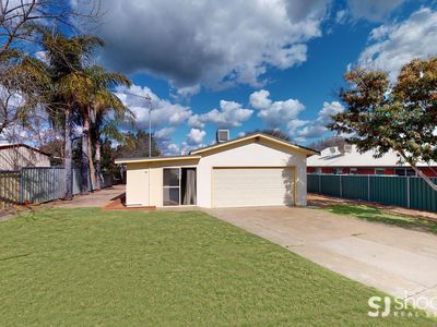 37 Boundary Road, Dubbo