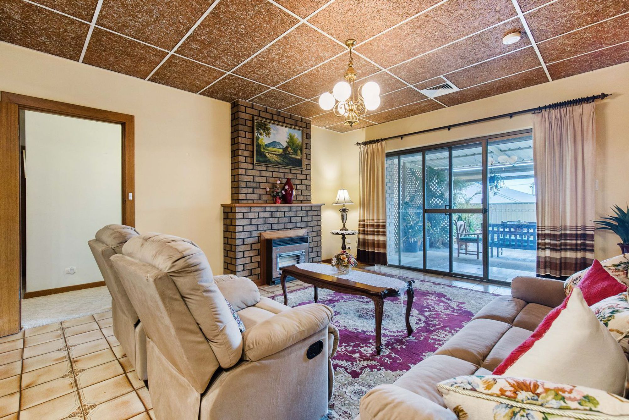 8 Sunbeam Road, Glynde