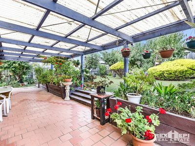 42 Springfield Crescent, Hampton Park