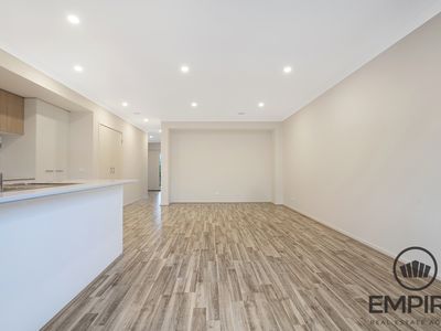 3 Vendeen Walk, Clyde North