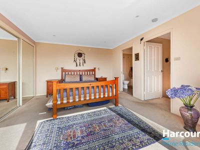 7 / 34 Leahy Close, Narrabundah
