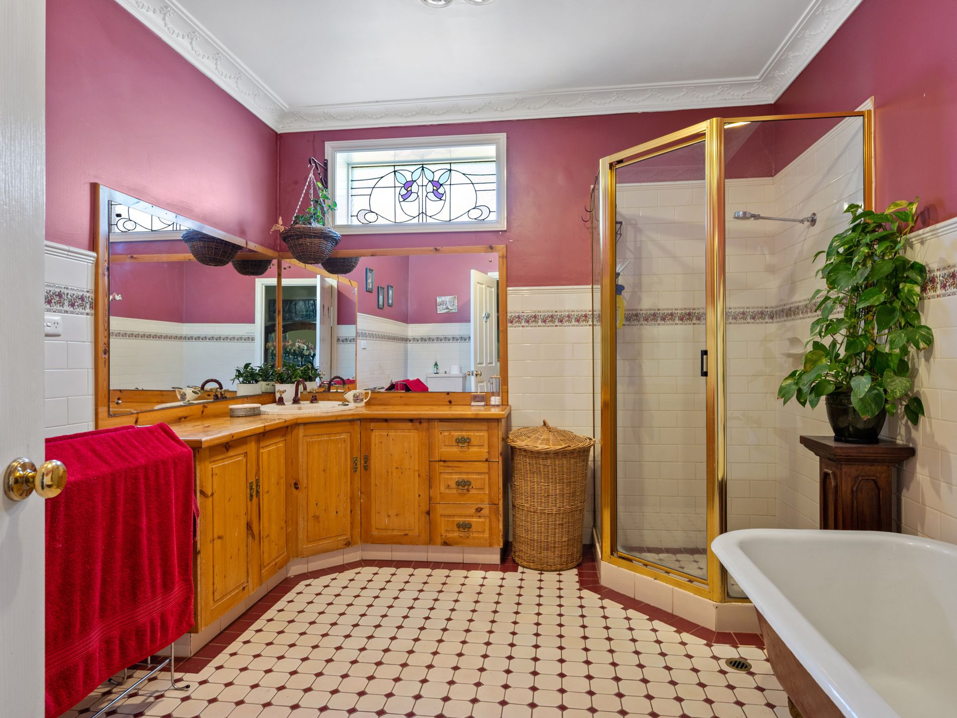 40 Varden Street, Piccadilly