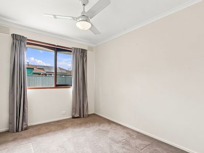2 King Avenue, Sale