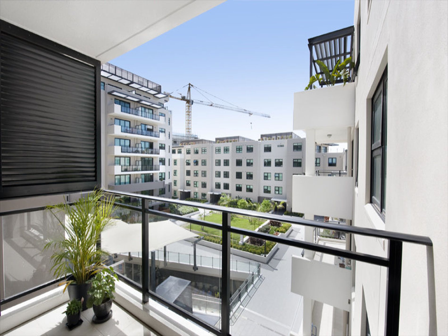 20 / 9 Bay Drive, Meadowbank