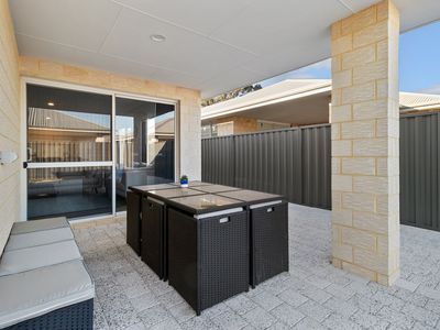 62 Lockhart Crescent, South Guildford