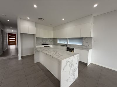 20 Bligh Avenue, Lurnea