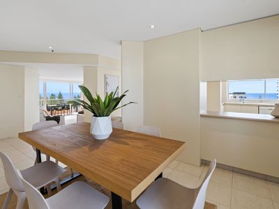 1101 / 1 Peak Avenue, Main Beach