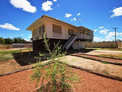 52 Plover Street, Longreach