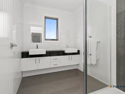 49 Herlitz Drive, Epping