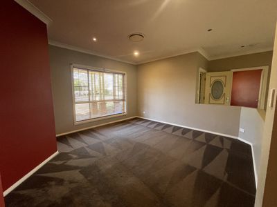 569 Wheelers Lane, Dubbo