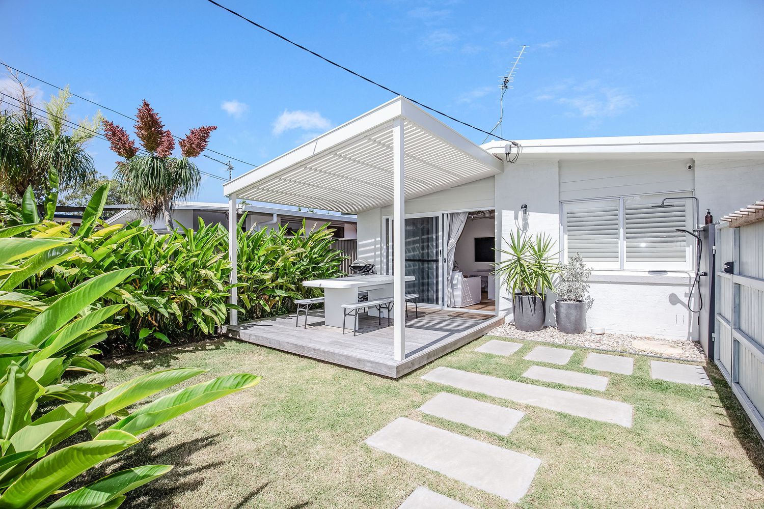 49 Mungera Street, Runaway Bay Wisdom Realty