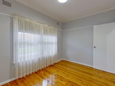 42 Sterling Street, Dubbo