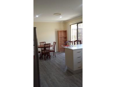 4 Thula Way, Rochedale South