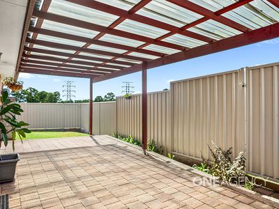 5 / 6 Macleay Place, Albion Park