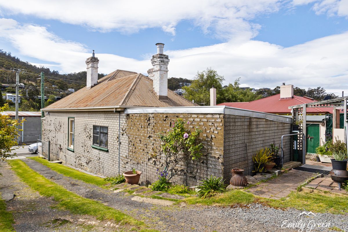 110 Cascade Road, South Hobart