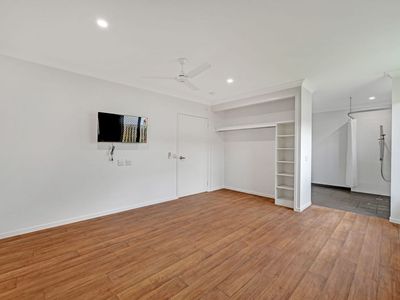 47 Buchanan, Mount Louisa