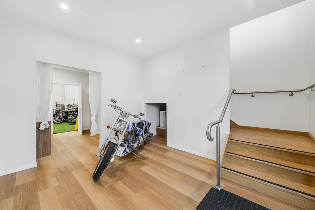 12 Racecourse Road, Williamstown
