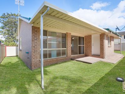 2 / 25 Fravent Street, Toukley