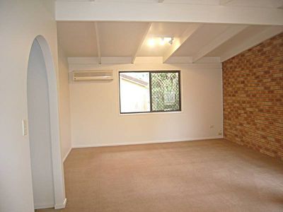 7 Cotswold Court, Rochedale South