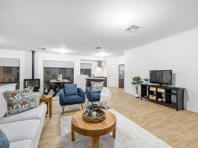 2 Anchorage Loop, Canning Vale