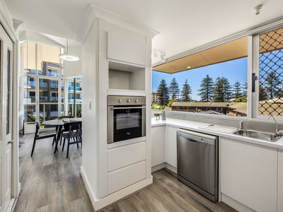 4 / 42 Durham Street, Glenelg