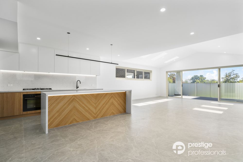 10A Cooper Avenue, Moorebank
