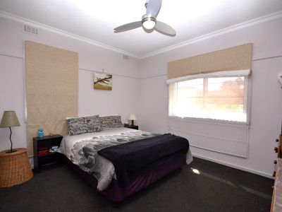 102 Lakeside Avenue, Mount Beauty