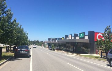 6 Superior Waters, Pakenham