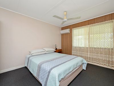 9 Brent Street, Douglas