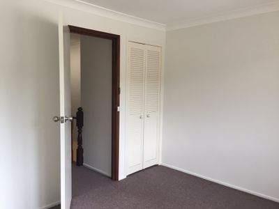 5 / 2 Blackbutt Way, Barrack Heights