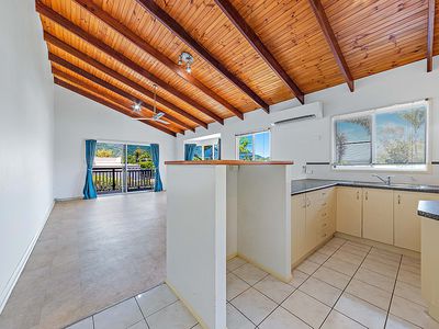 2 / 5 MacArthur Drive, Cannonvale