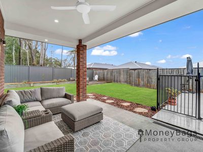 13 St Ives Street, Jimboomba