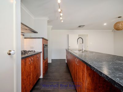 5 Kinta Way, Tapping